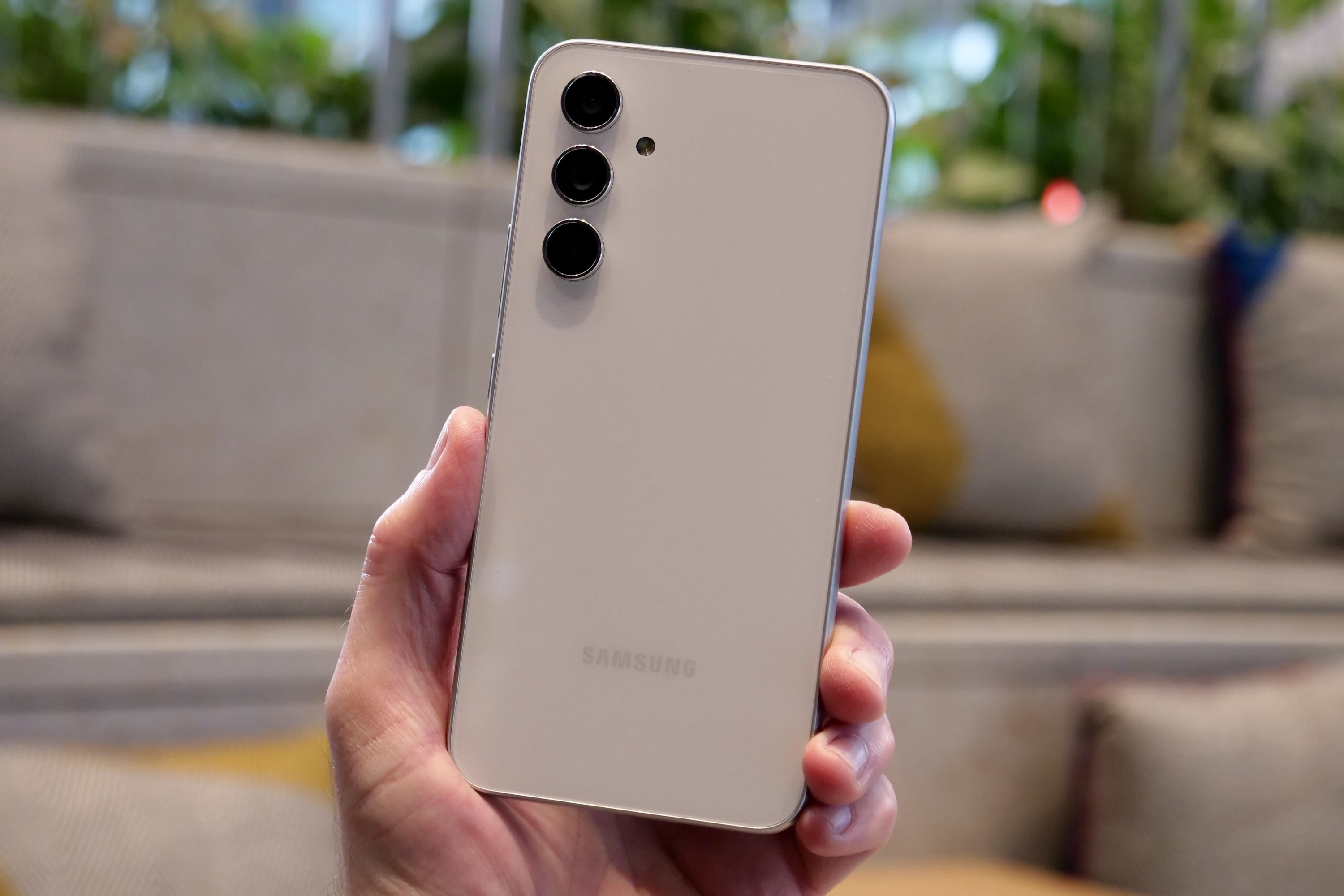 The back of the white Galaxy A54.