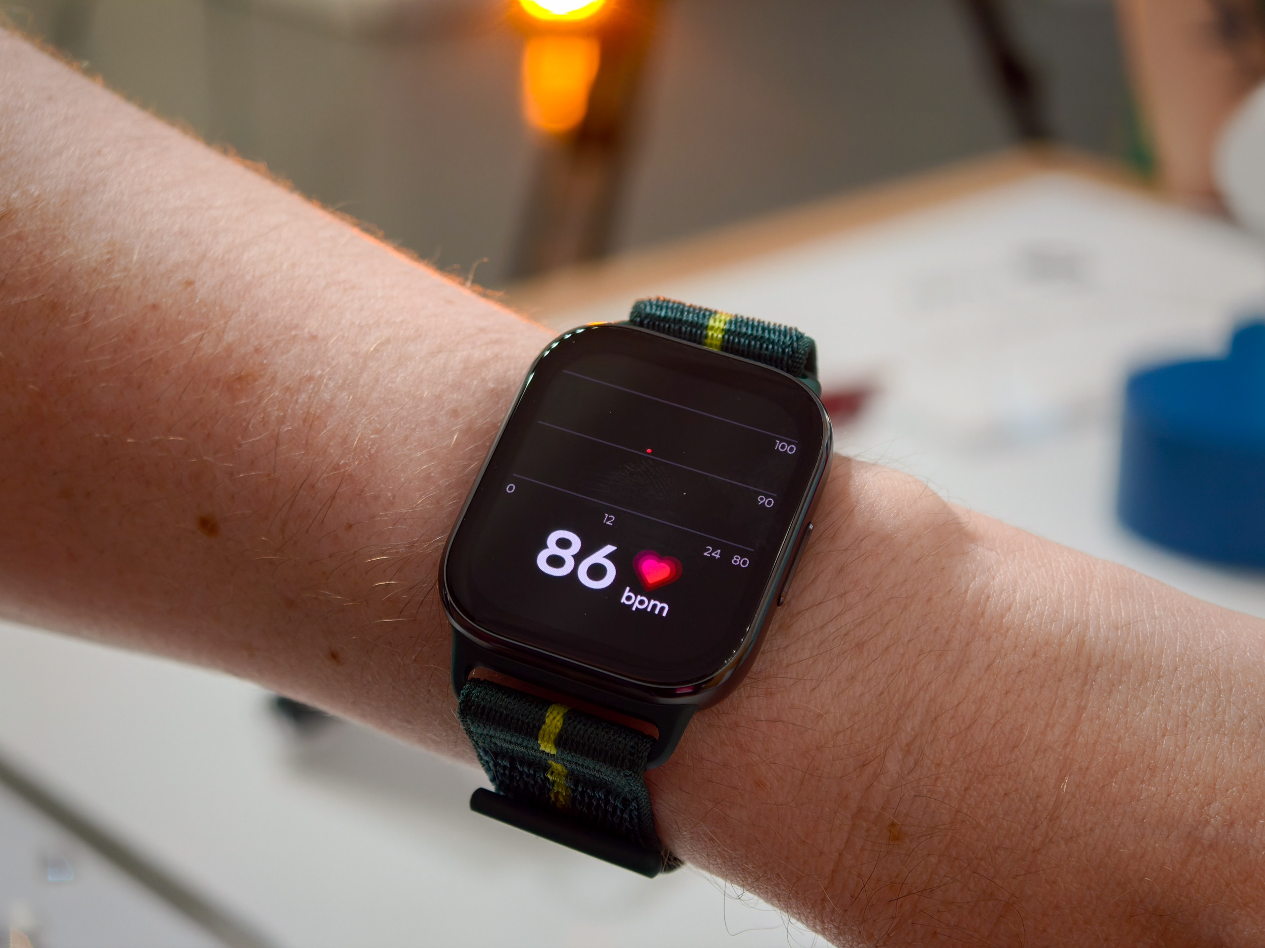 Heart rate monitoring on the new Moto Watch Fit 2025