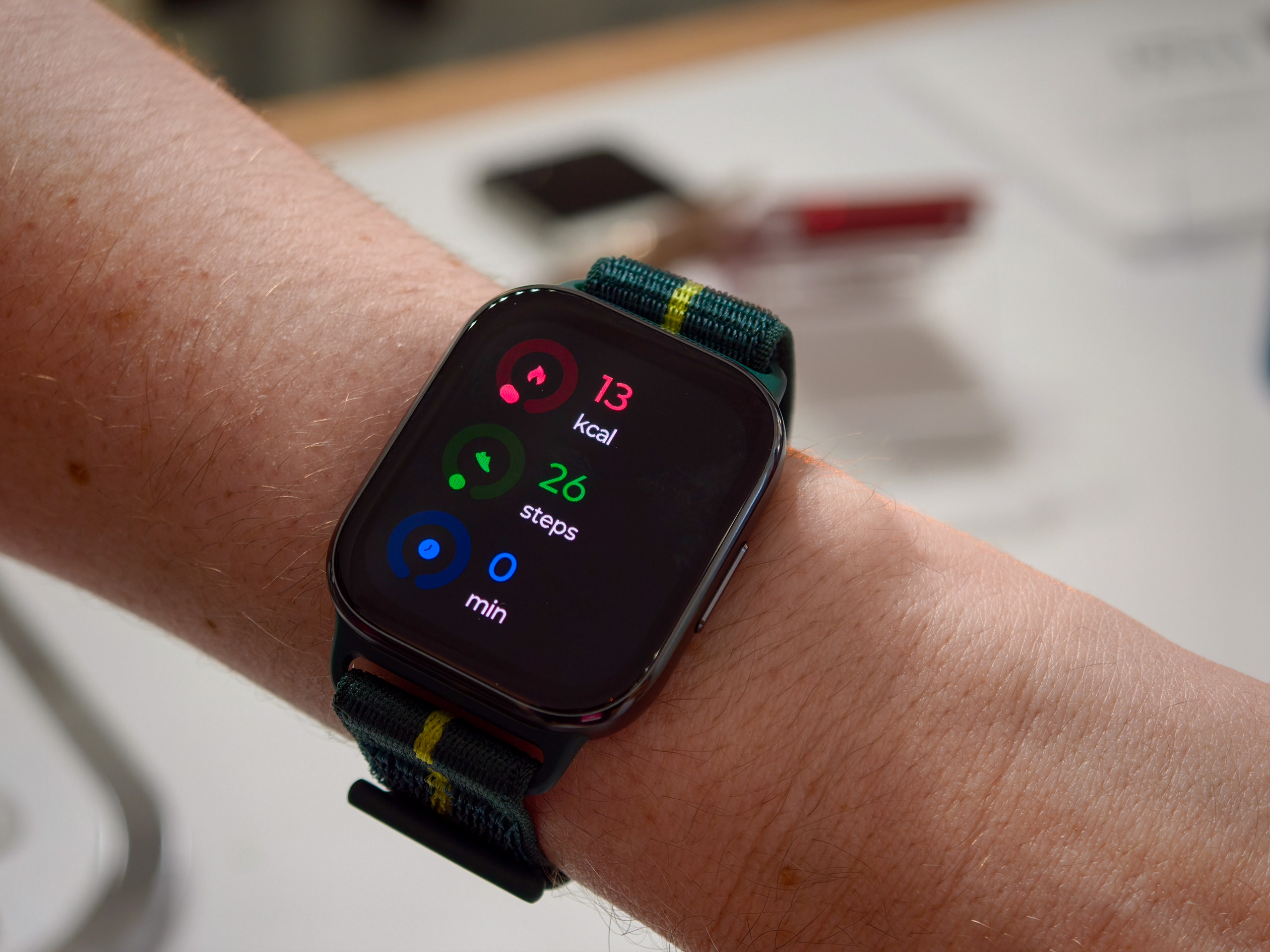 Activity tracking on the new Moto Watch Fit 2025